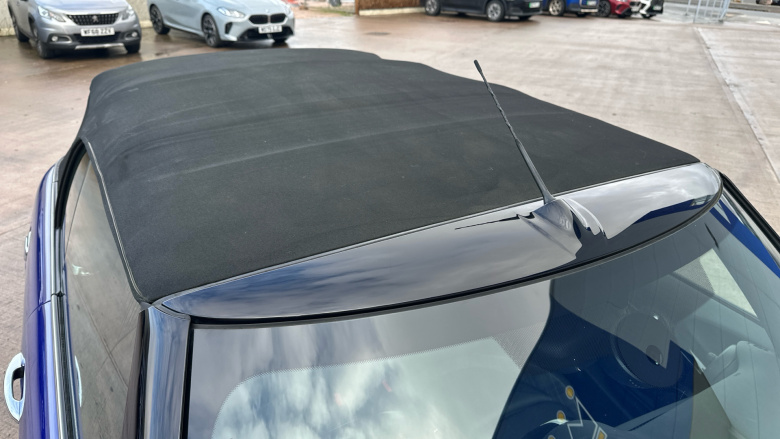 MINI Convertible 2.0 Cooper S II 2dr Auto Petrol Convertible